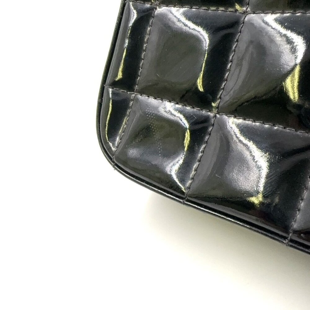 CHANEL Patent Leather East West Chocolate Bar Flap Bag Black Purse - Picture 13 of 13